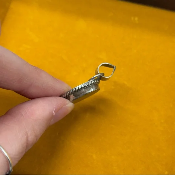 Mother of Pearl Sterling Silver Pendant - Picture 5 of 7